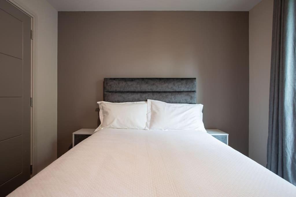 Stunning 2Br Next To The City Airport Bhd - Free Parking ベルファスト エクステリア 写真